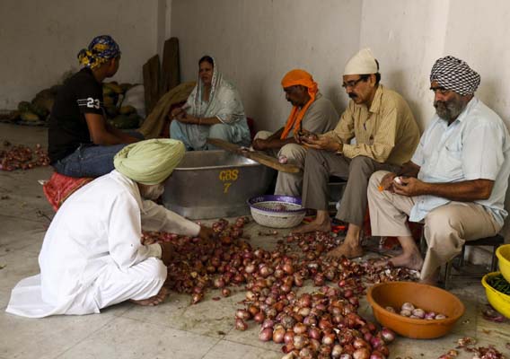 गुरूद्वारों में लंगर की सब्जी में घोटाला, फैसला सुरक्षित