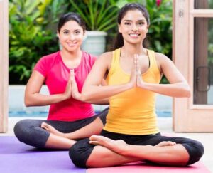 Yoga Day : महिला सशक्तीकरण एवं शांति का सशक्त माध्यम है योग