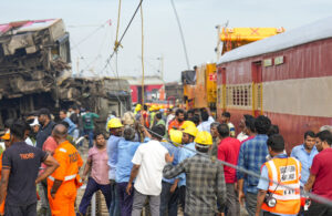 Rail Accident : टक्कर से पहले ट्रेन ने बदला था ट्रैक, डेटा-लॉगर से खुलासा